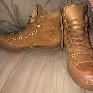 Chuck Taylor Nubuck Waterproof Boots NEW